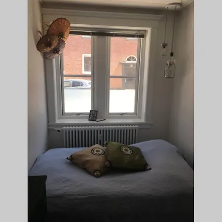 Cozy In Midtown!! 아파트
